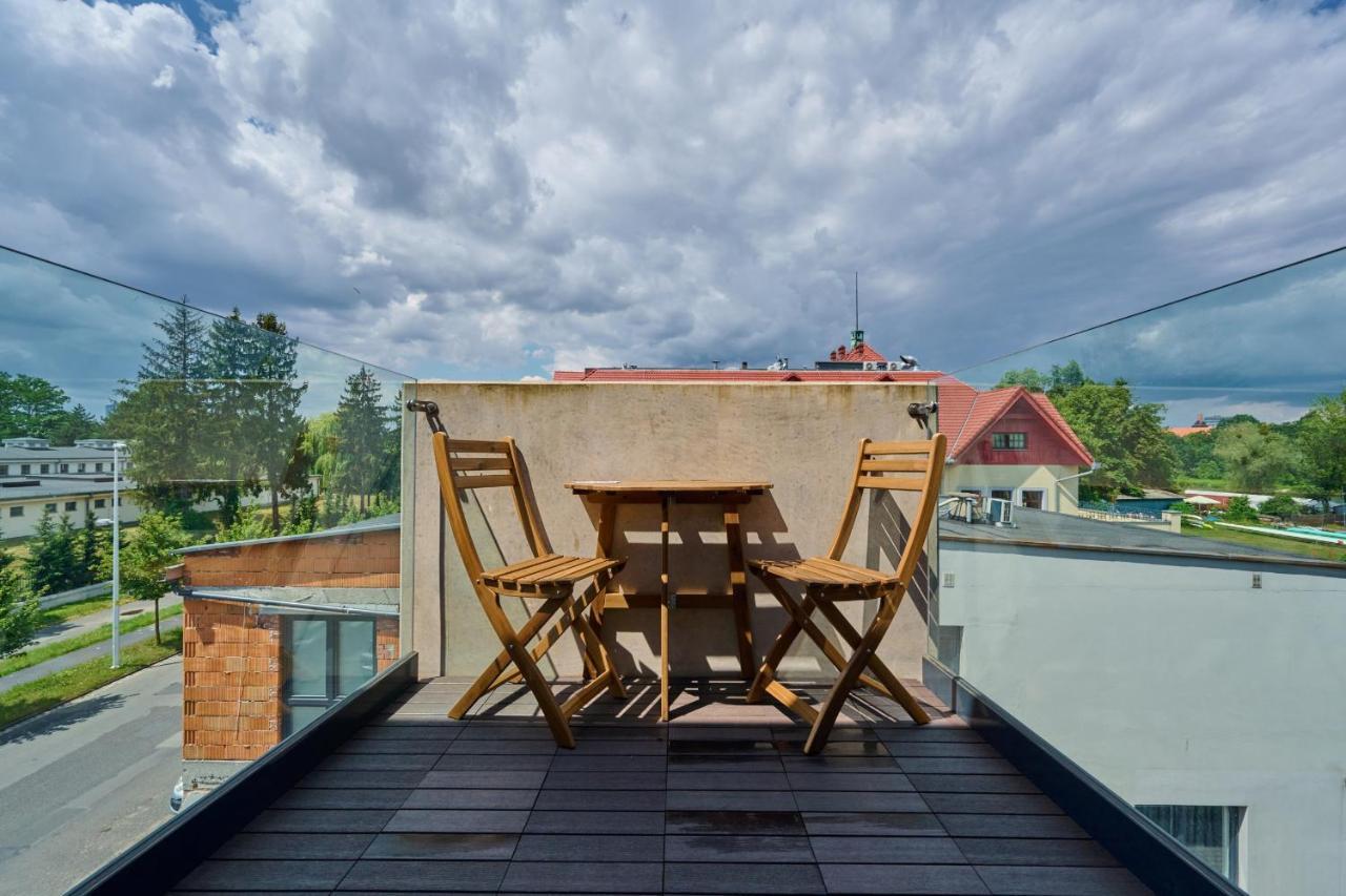 Apartment By The Oder River Wroclaw By Noclegi Renters エクステリア 写真